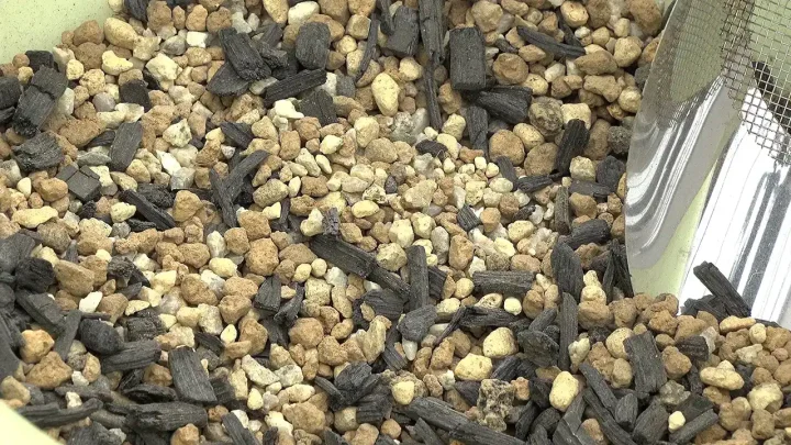 Soil type and mix/granule size